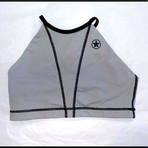 Savage barbell, high neck sports bra, size m